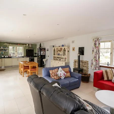 Holiday home The Derries *